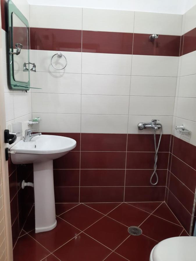 Bed and Breakfast Rock Star-Pllakat Sarandë Exterior foto