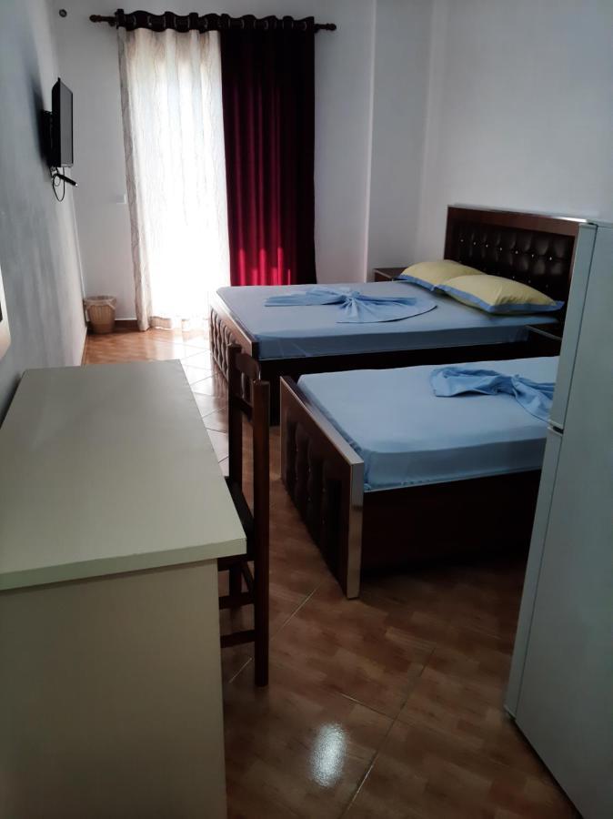 Bed and Breakfast Rock Star-Pllakat Sarandë Exterior foto