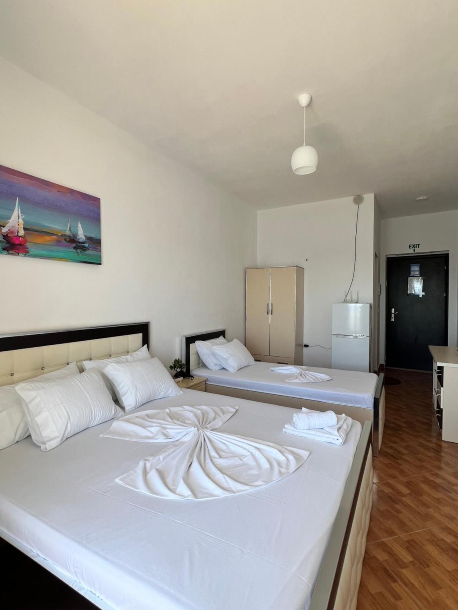 Bed and Breakfast Rock Star-Pllakat Sarandë Exterior foto