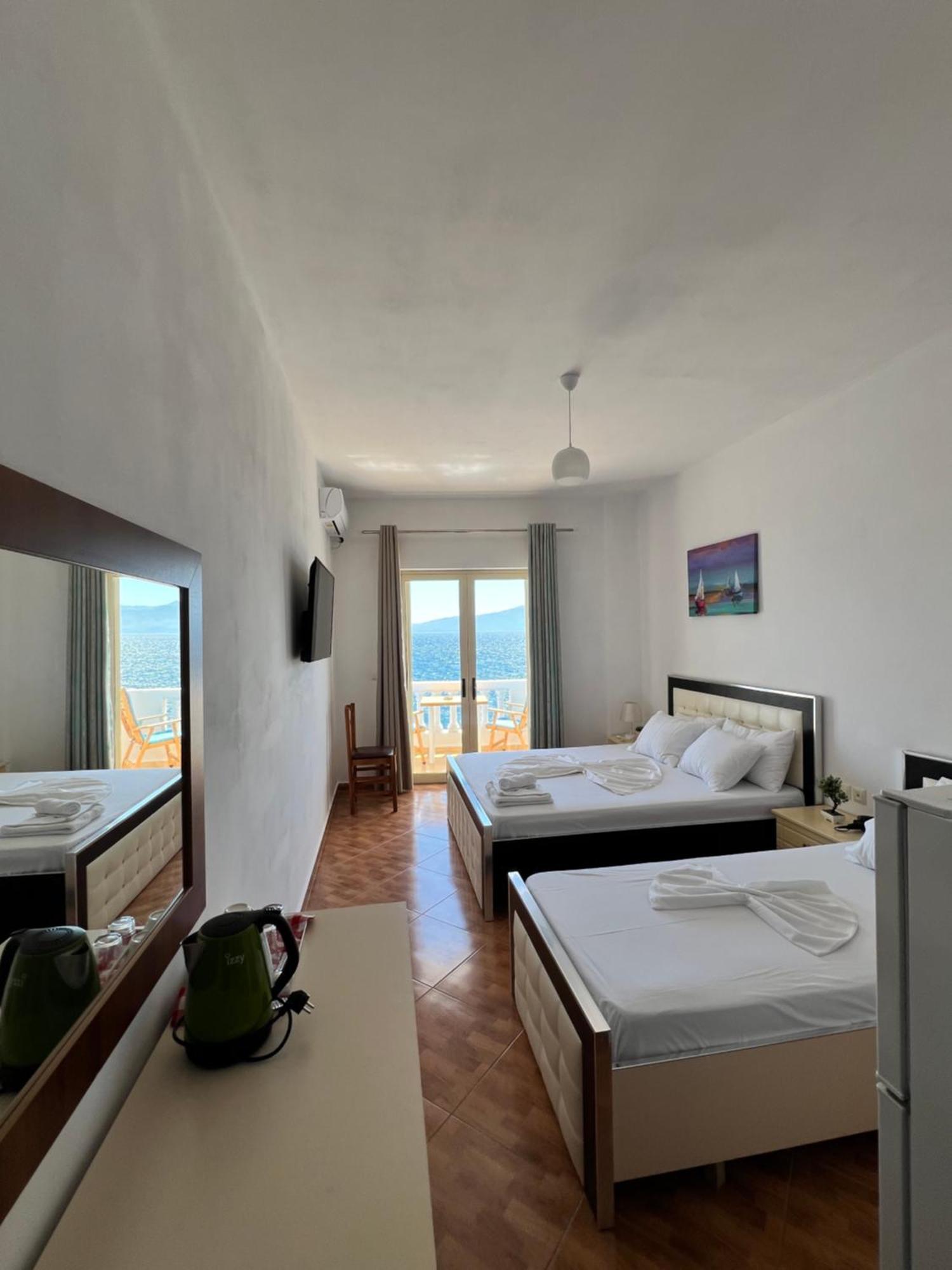 Bed and Breakfast Rock Star-Pllakat Sarandë Exterior foto